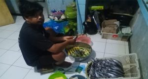 Kelompok Usaha lkan Pindang di Kampung Rajamandala, Cikalongwetan Berharap Mendapat Perhatian dan Permodalan Dari Pemerintah