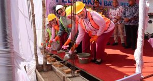 Ketua PYKB Daerah Kep.Babel,Lakukan Peletakan Batu Pertama Penambahan Ruang Di TK Kemala Bhayangkari 05 Manggar