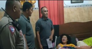 Kapolsek Gilimanuk Peduli Anggota Alami Musibah, Kunjungi Istri Personel yang Alami Luka Bakar Akibat Gas Bocor