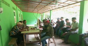 Ketua Komisi II DPRD Kota Singkawang Harry Sarasati Widha Sugeng Sidak Peternakan Babi di Pangmilang Terkait Dugaan Pencemaran Limbah