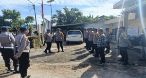 Kasi Propam Polres Ketapang Laksanakan Pemeriksaan Sikap Tampang anggota di Polsek Muara Pawan