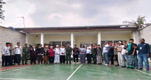 Komandan Kodim -5-7/Bekasi Didampingi Danramil 01/Kranji Anjangsana ke Kampung Pancasila Rawapasung Kelurahan Kotabaru