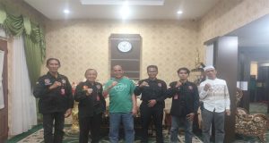 Silaturrahim Hangat di Rumah Dinas: Saat Media dan Pemerintah Duduk Semeja