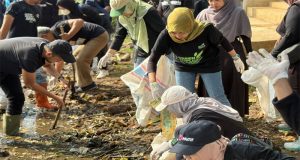 Aksi Nyata Peringati Hari Lingkungan Hidup 2025: PLTA Saguling Bersihkan Tepi Waduk dan Sungai Citarum dari Sampah