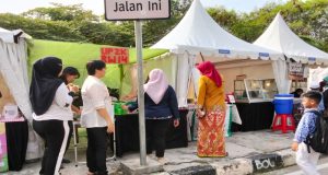 Bazaar Serentak HUT ke-498 Kota Jakarta di Rusunawa Rorotan Berlangsung Meriah