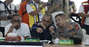 Dukung Pembangunan Kabupaten Ketapang, Kapolres Ketapang Hadiri Rapat Kerja Bersama Komisi V DPR RI Di Kantor Bupati Ketapang