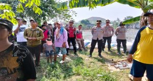 Warga Kapling Gapura Kembali Gelar Aksi Demo Mempertanyakan Surat Perizinan Proyek SUTT ke Pihak PLN