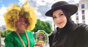 Lea Elfara di Paris Raih Penghargaan Multiface International Celebrity Award 2025