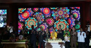 Polda Papua Barat Gelar Upacara Hari Bhayangkara ke-79 dengan Upacara dan Syukuran Penuh Kebersamaan