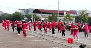 UPRS III Gelar Senam Pagi Bersama di Lingkungan Rusunawa Rorotan