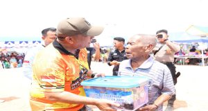 Polda Kepri Gelar Rempang Expedition Tanam 1.150 Pohon dan Salurkan 500 Paket Sembako