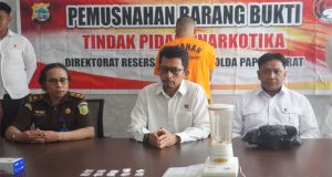 Polda Papua Barat Musnahkan Barang Bukti Narkotika Jenis Sabu Sebanyak 17,52 Gram