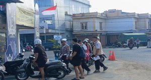 Polres Ketapang Gelar Razia Kendaraan di Pos Ale-Ale dalam Rangka Operasi Patuh Kapuas 2025