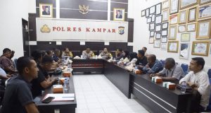 Momen Silaturahmi Kapolres Kampar dan Awak Media, Wujudkan Kamtibmas Kondusif!