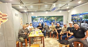 Pertemuan Akrab di Tengah Aroma Kop i: Sinergi PWI Kalbar dan Mempawah