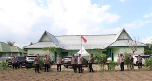 Kunjungi Ketapang, Tim Asistensi Ketahanan Pangan Polda Kalbar Tinjau Progres Penanaman Jagung Di Kecamatan Benua Kayong Dan Kecamatan Muara Pawan