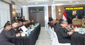 Perkuat Kerjasama Lintas Batas Negara, Polda Kalbar Gelar Rapat Koordinasi Dengan PDRM Kontinjen Serawak
