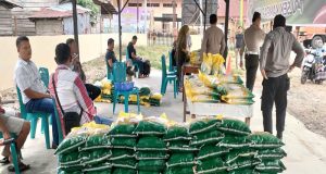 Polsek Kampar Kiri Gelar Pasar Murah, Sentuhan Hati Polri Ringankan Beban Ekonomi Masyarakat