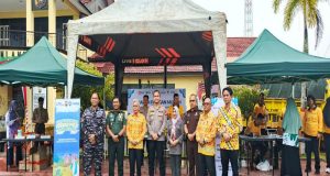 Polres Ketapang Adakan Gerakan Pangan Murah, Fasilitasi Warga Beli Beras Terjangkau