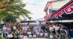 Kompaknya Keluarga Besar Lanal Ketapang Kala Ikuti Lomba 17 Agustus-an