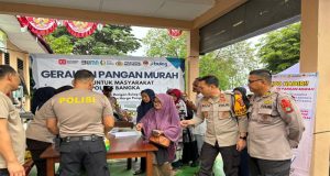 Gerakan Pangan Murah Polsek Sungailiat Diserbu Warga, 4 Ton Beras SPHP Ludes Terjual