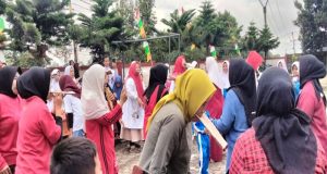 Lapangan SD Negri Krenceng Pecah Sorak-Sorak Siswa Meriahkan Lomba 17-Agustus-2025
