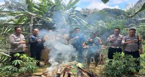 Polsek Tumbang Titi Bubarkan Lokasi Judi Sabung Ayam Di Kecamatan Pemahan