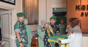 Tongkat Komando Dandim 0830 Surabaya Diserahterimakan