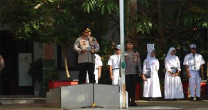 Kapolres Beltim Jadi Pembina Upacara Di SMA N 1 Manggar, Ajak Pelajar Jauhi Segala Bentuk Kenakalan Remaja