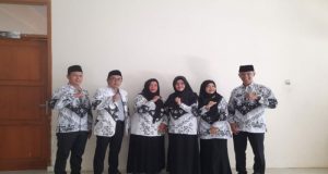 Bupati Indramayu, melantik dan Pengukuhan Pengurus PGRI benahi Peningkatan Pendidikan melalui satu kesatuan kualitas Guru