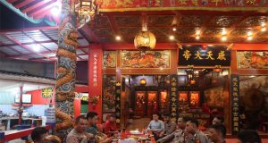 Kabag Ops Polres Ketapang Laksanakan Silaturahmi dengan Masyarakat Tionghoa di Klenteng Tua Pak Kong