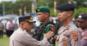 Apel Gelar Pasukan Operasi “Aitumieri Kuri 2025”, Polres Teluk Wondama Siap Amankan Perayaan Satu Abad Nubuatan Dominee I.S. Kijne