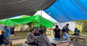 Kabag Ops Polres Ketapang dan Kapolsek Marau Laksanakan Patroli Harkamtibmas di Lahan Sengketa PT Minamas