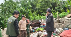Camat Padalarang Tinjau 2 Lokasi Bencana dan Imbau Bencana di Musim Hujan, Agus Bergerak Cepat Beri Bantuan Warga Terdampak