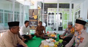 Kapolres Ketapang Lakukan Silaturahmi ke Ketua MUI Kabupaten Ketapang di Ponpes Al Ghufron