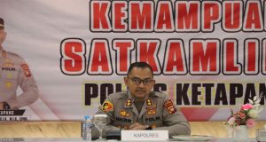 Kapolres Ketapang Pimpin Kegiatan Peningkatan Kemampuan Satkamling di Aula Polres Ketapang