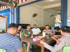 Kapolsubsektor Air Upas Gelar Ngopi Bareng Bersama Tokoh Masyarakat Desa Air Upas