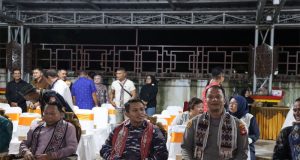 Wakapolres Ketapang Bersama Forkopimda Hadiri Penutupan Pentas Seni Budaya Flobamora III dan Kongres Ke-2 Tahun 2025