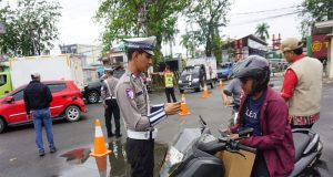 Polda Kalbar Tindak 49 Pelanggar pada Hari Keempat Operasi Zebra Kapuas 2025