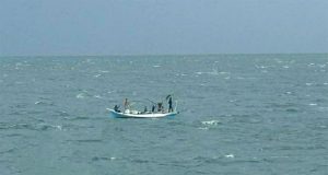 Profesional dan Siaga, TNI AL Berhasil Evakuasi Korban Distress di Laut Makassar