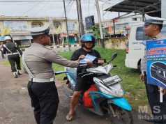 Ops Zebra Kapuas 2025, Polres Ketapang Terus Berikan Teguran dan Edukasi Kepada Pengendara di Jalan Raya