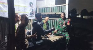 Patroli Babinsa dari jajaran Koramil 02 Tarumajaya Bersama Komponen Pendukung di Kampung Tambun 3
