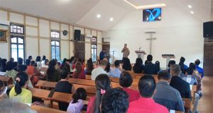 Polsek Sungai Laur Laksanakan Kegiatan Minggu Kasih di Gereja Misi Injili Indonesia Desa Sinar Kuri