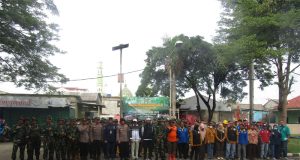 Karya Bakti Serentak Bersih Waduk dan Sungai Jaga Kebersihan Lingkungan di kecamatan Tarumajaya Kabupaten Bekasi