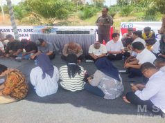 Kapolsek Kelapa Kampit Hadiri Doa Bersama Pembangunan SMA Unggul Garuda Di Desa Mayang