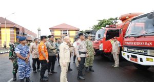 Kapolda Babel Bersama Ketua Bhayangkari Sambangi Panti Jompo Dan Panti Asuhan Di Pangkalpinang