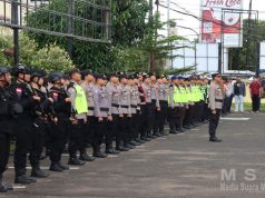 Pastikan Malam tahun baru 2026 Aman dan Kondusif, Kapolres Ketapang Pimpin Langsung Pelaksanaan Apel Pengamanan Malam Tahun Baru 2026