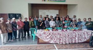 LPK – AKI Dan FWJI Kuningan, “Sosialisasi Tentang Pengelolaan Sampah Didesa Bunder”