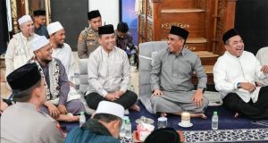 Pererat Silaturahmi, Kapolda Sulteng dan Gubernur Anwar Hafid Gelar Subuh Berkah di Masjid Al-Mujahidin