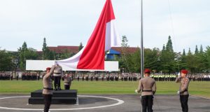 Tingkatkan Disiplin dan Jiwa Nasionalisme, Polda Kalbar Gelar Apel Hari Kesadaran Nasional